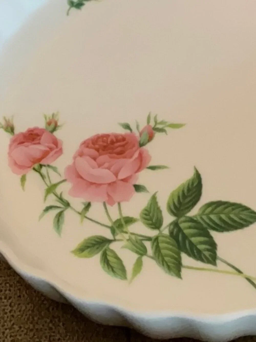 CHRISTINE HOLM Porcelain Fluted Quiche Tart Plate Baking Pan Dish Pink Rose 9.5